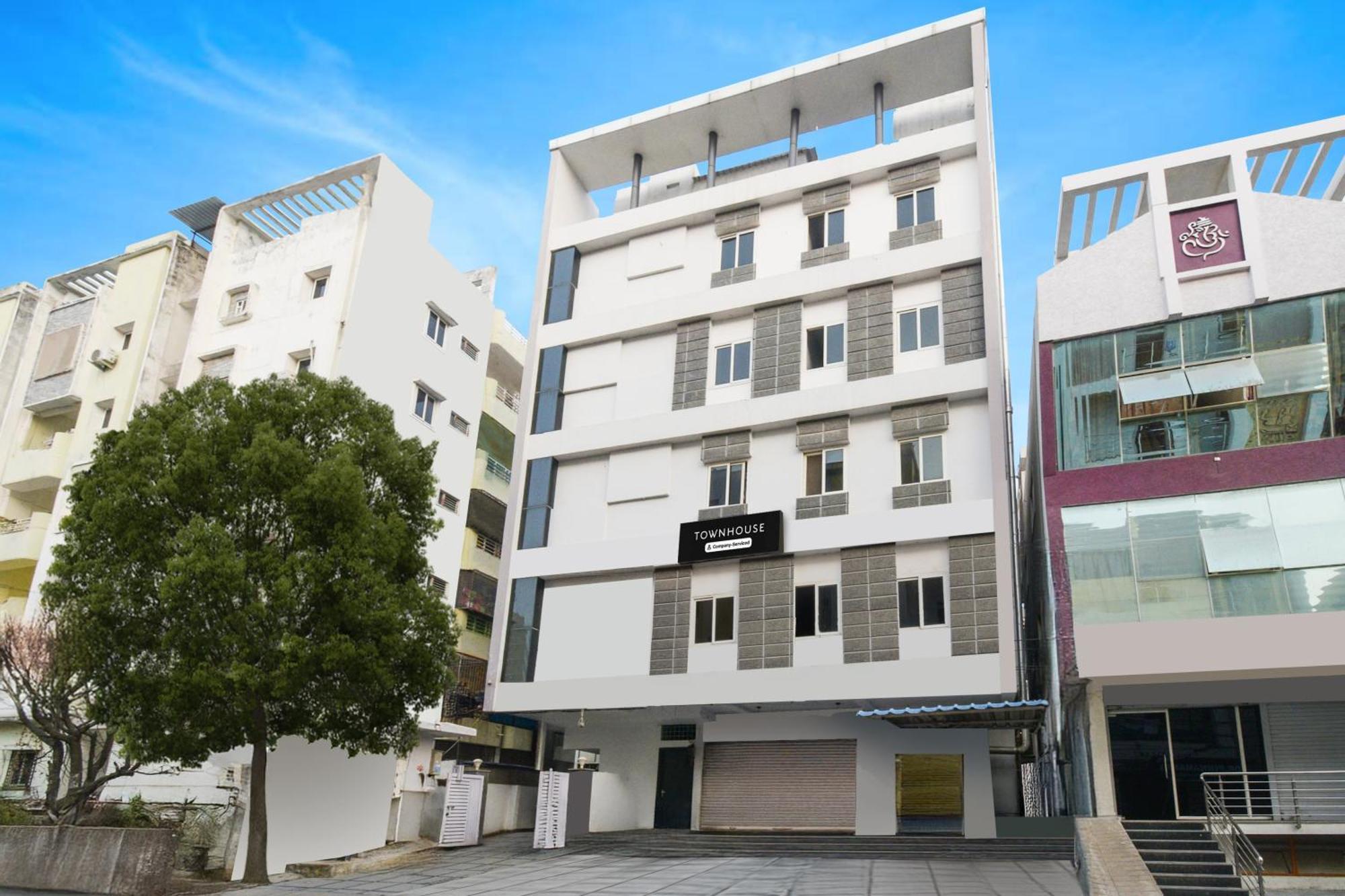 Super Townhouse Alwal Road Hotel Trimulgherry Buitenkant foto